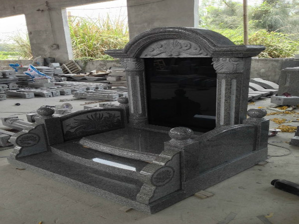 石材墓碑平时要如何做防锈处理？